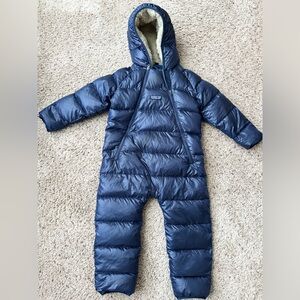 Patagonia down baby bunting snow suit 18-25 navy blue